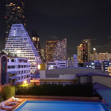 בנגקוק Panoramic City View Room At Silom מראה חיצוני תמונה